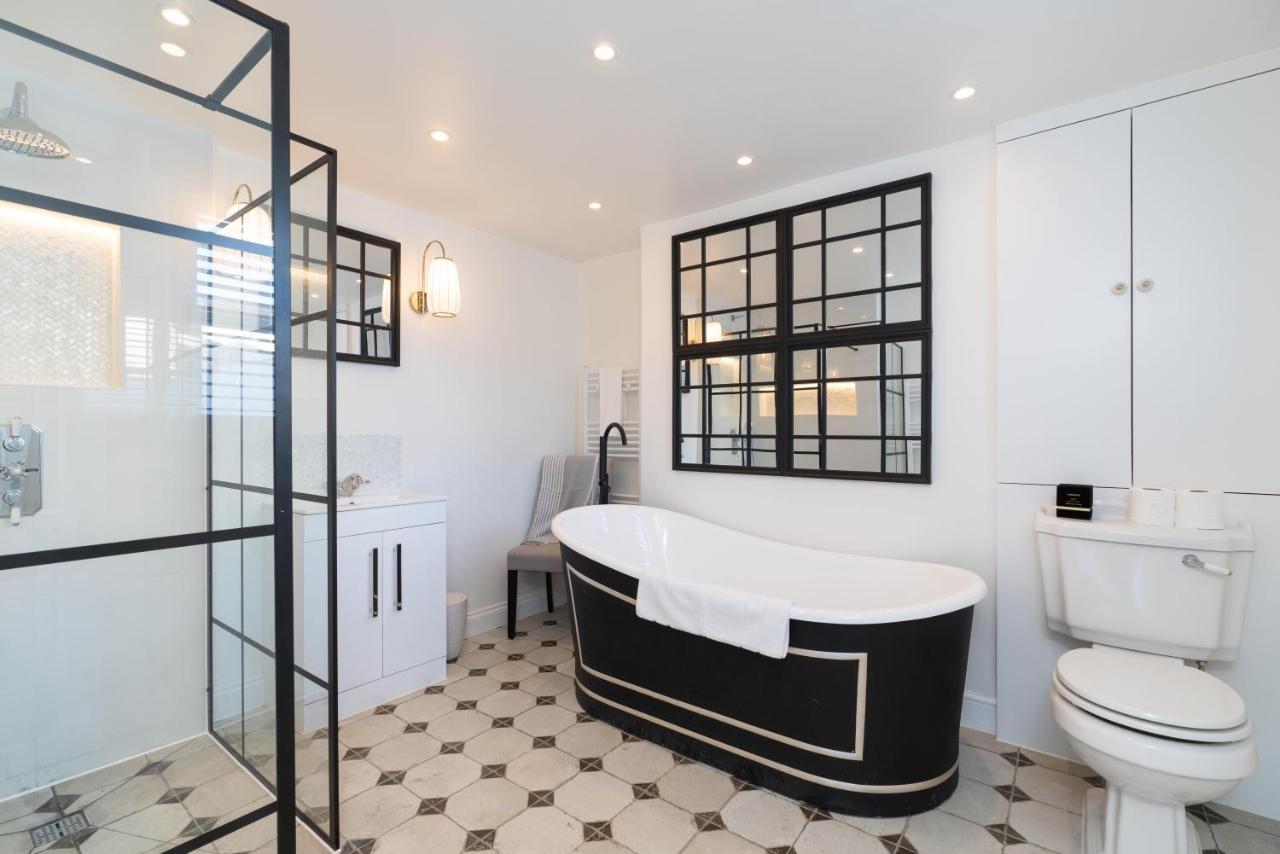 Gloucester Place Townhouse With Hot Tub! Cheltenham Exterior foto